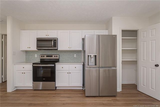 4317 Buckhurst Drive, Hope Mills, NC 28348