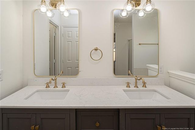 4317 Buckhurst Drive, Hope Mills, NC 28348