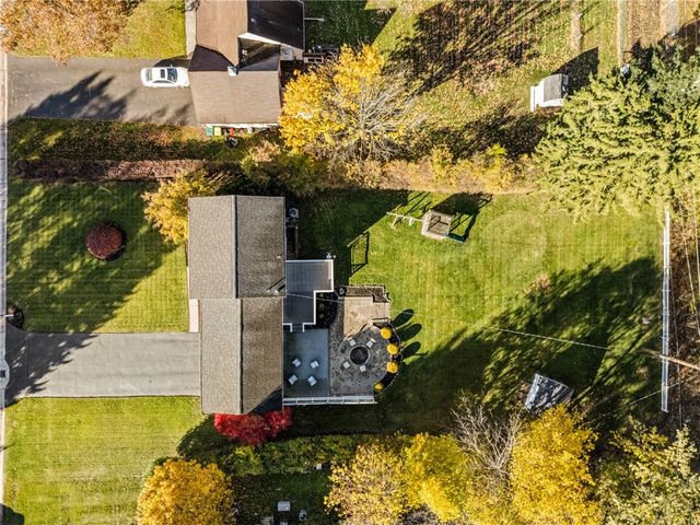 121 Anytrell Drive, Penfield, NY 14580