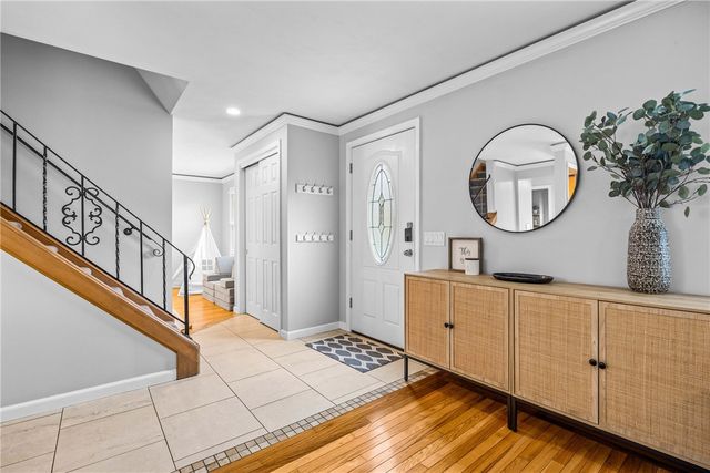 121 Anytrell Drive, Penfield, NY 14580