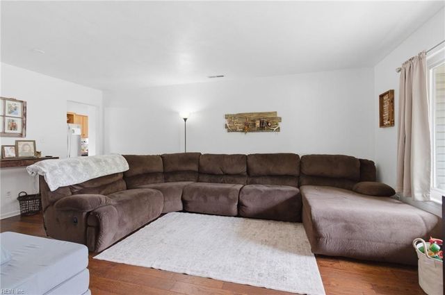 5485 Beaufain BLVD, Virginia Beach, VA 23464