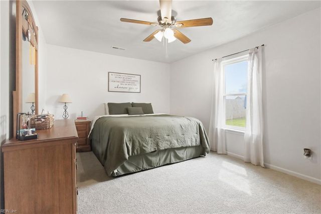 5485 Beaufain BLVD, Virginia Beach, VA 23464