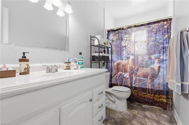 5485 Beaufain BLVD, Virginia Beach, VA 23464