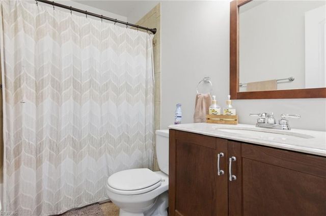 5485 Beaufain BLVD, Virginia Beach, VA 23464