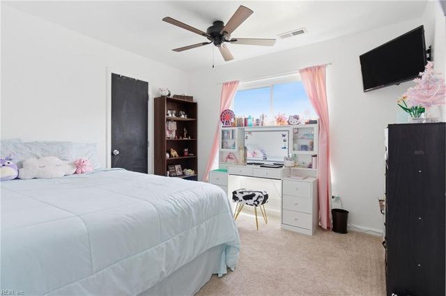 5485 Beaufain BLVD, Virginia Beach, VA 23464