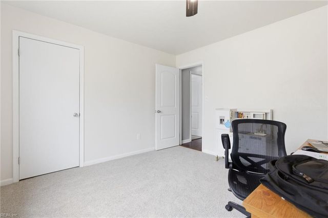 5485 Beaufain BLVD, Virginia Beach, VA 23464