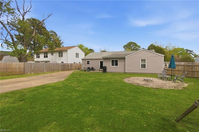 5485 Beaufain BLVD, Virginia Beach, VA 23464