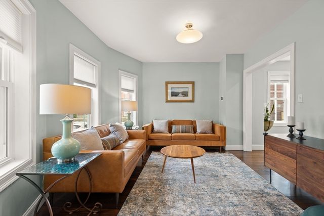 4 O'donnell Terrace, Boston, MA 02122