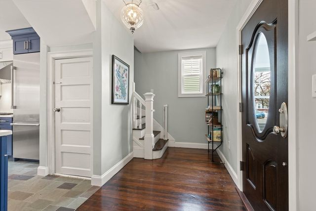 4 O'donnell Terrace, Boston, MA 02122