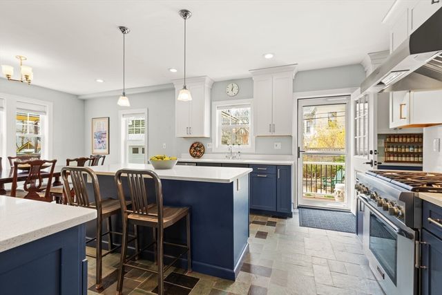 4 O'donnell Terrace, Boston, MA 02122