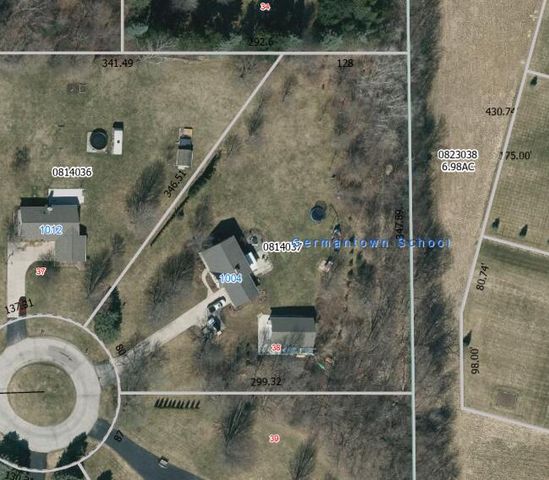 1004 Winnebago CIRCLE, Hubertus, WI 53033