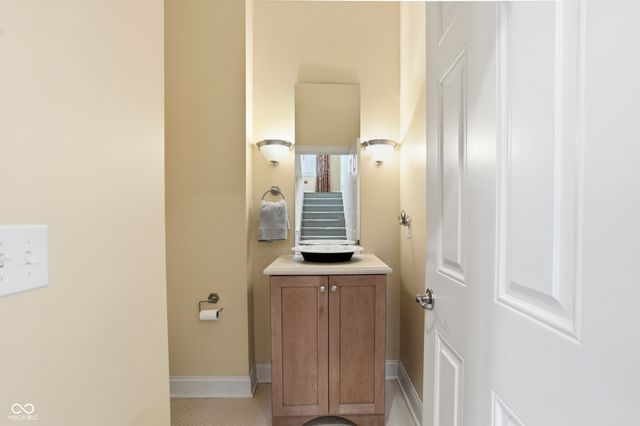 1635 N Alabama Street, Indianapolis, IN 46202