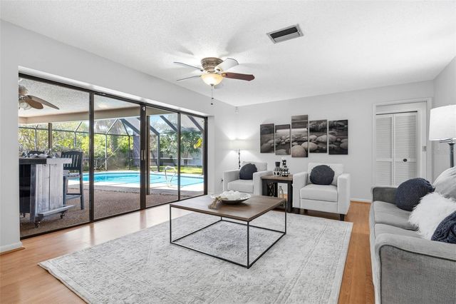 2952 HADLEIGH CT, Clearwater, FL 33761