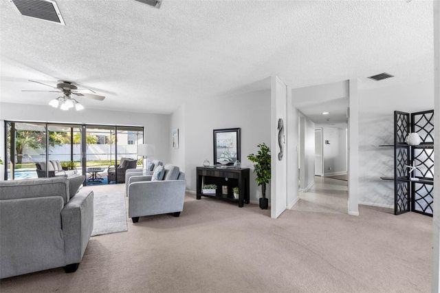 2952 HADLEIGH CT, Clearwater, FL 33761