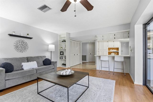 2952 HADLEIGH CT, Clearwater, FL 33761