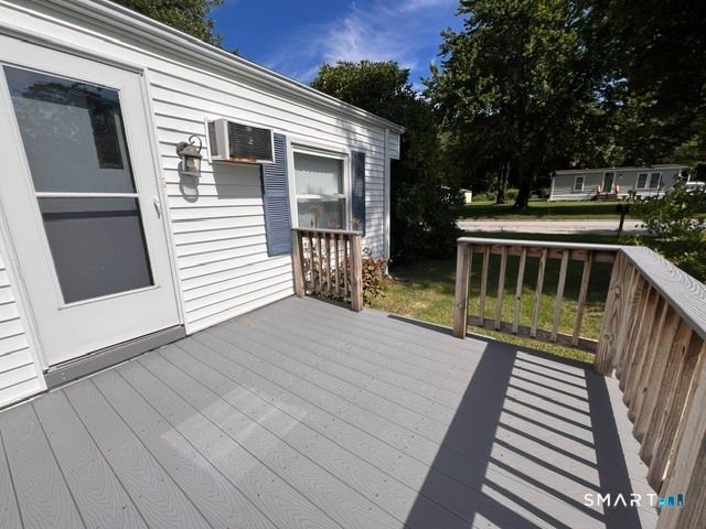 22 Robin Road, Colchester, CT 06415