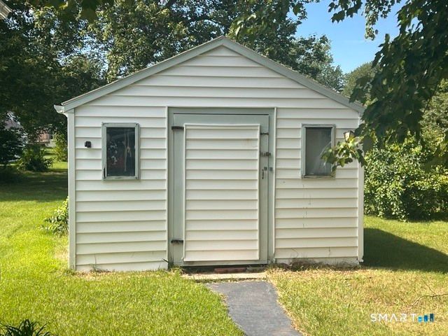 22 Robin Road, Colchester, CT 06415
