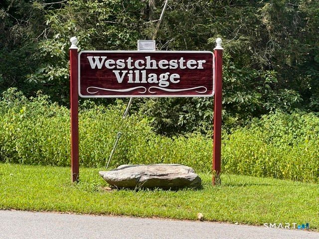 22 Robin Road, Colchester, CT 06415