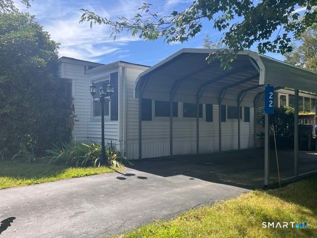 22 Robin Road, Colchester, CT 06415