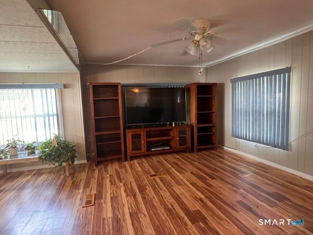 22 Robin Road, Colchester, CT 06415