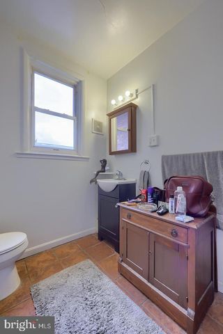 656 LINDEN AVE, York, PA 17404