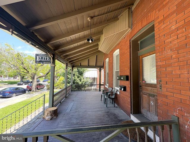 656 LINDEN AVE, York, PA 17404