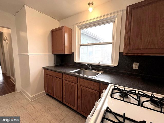 656 LINDEN AVE, York, PA 17404