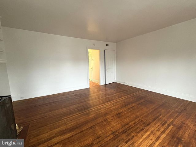 656 LINDEN AVE, York, PA 17404