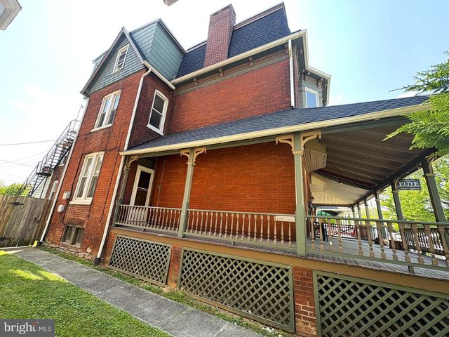 656 LINDEN AVE, York, PA 17404