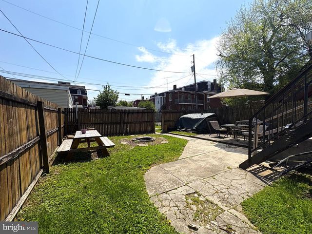 656 LINDEN AVE, York, PA 17404