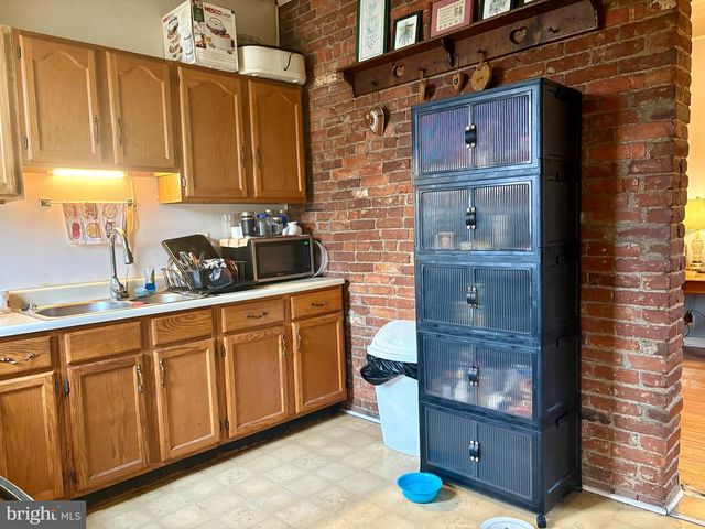 656 LINDEN AVE, York, PA 17404