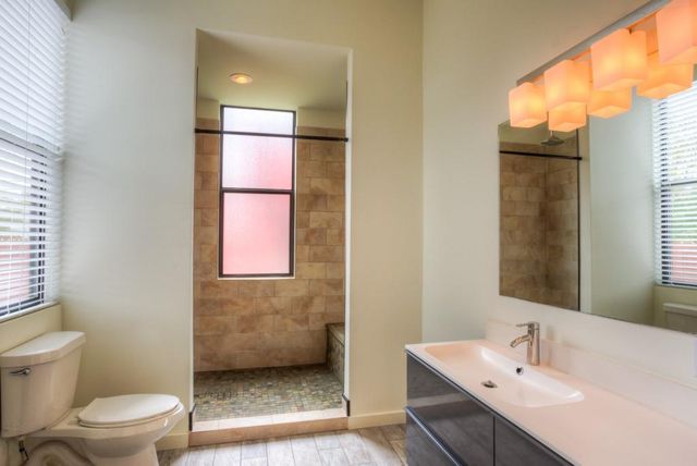 1205 E 3rd ST A, Austin, TX 78702