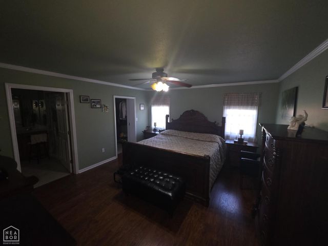 5703 S 27th Street S, Paragould, AR 72450