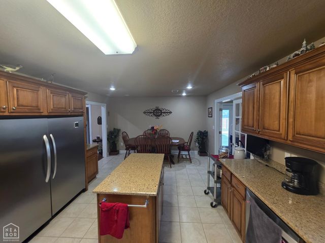 5703 S 27th Street S, Paragould, AR 72450