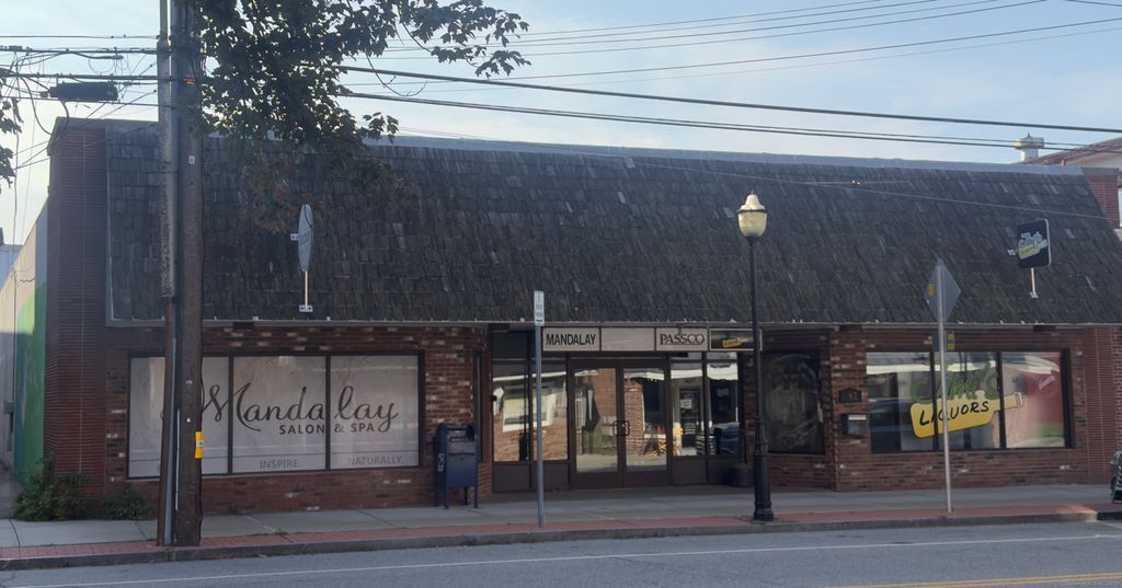 162 Main Street, Killingly, CT 06239