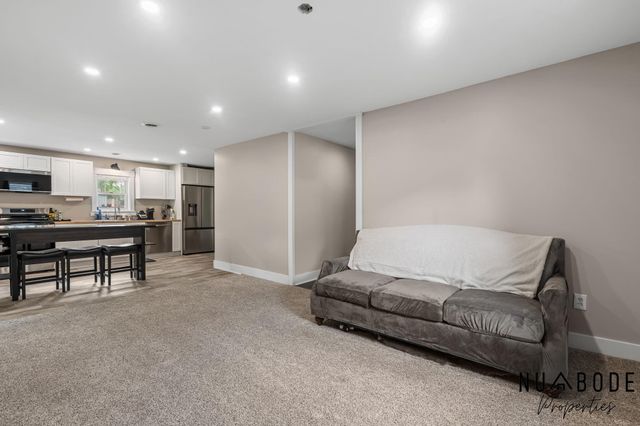 3135 Hoehn Street NW, Grand Rapids, MI 49504