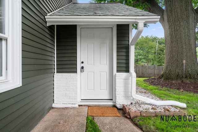 3135 Hoehn Street NW, Grand Rapids, MI 49504