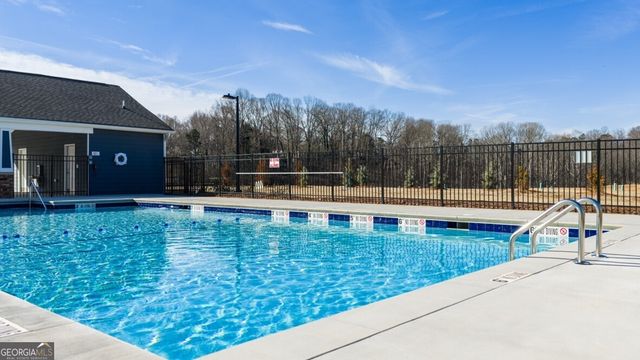 1833 Meadow Green Circle, Gainesville, GA 30501