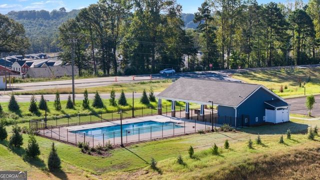 1833 Meadow Green Circle, Gainesville, GA 30501