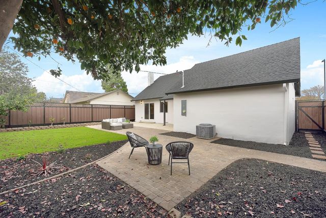 1202 Foxworthy Avenue, San Jose, CA 95118