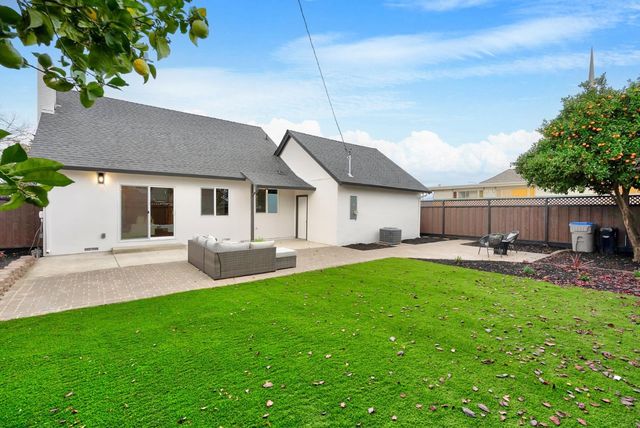 1202 Foxworthy Avenue, San Jose, CA 95118