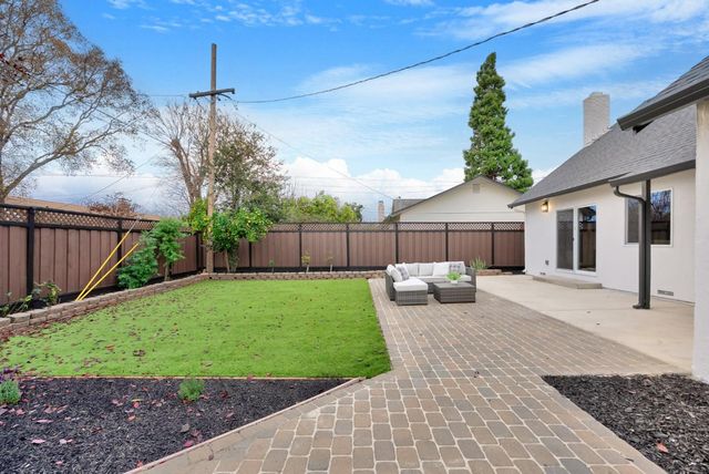 1202 Foxworthy Avenue, San Jose, CA 95118