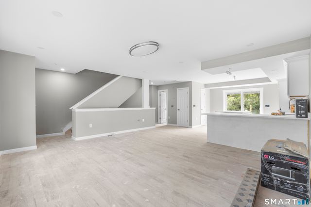 15 Colby Court, New Haven, CT 06515
