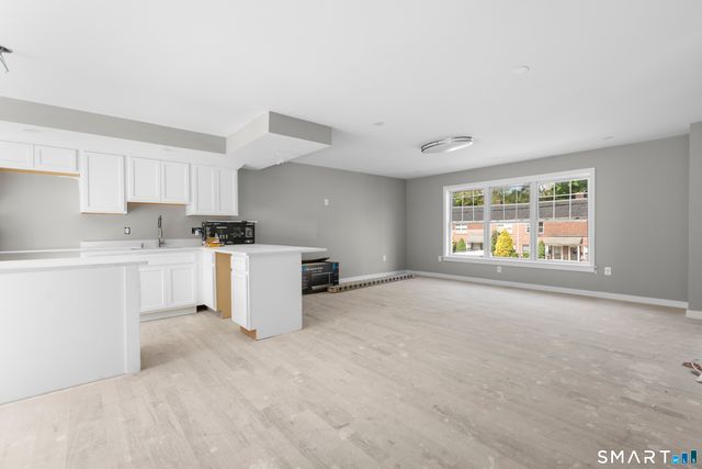 15 Colby Court, New Haven, CT 06515