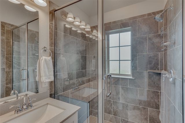 509 Hutchinson Lane, Lewisville, TX 75077
