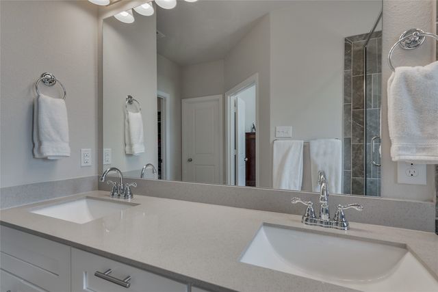 509 Hutchinson Lane, Lewisville, TX 75077