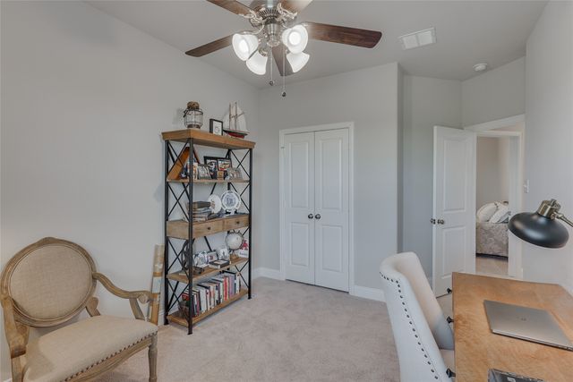 509 Hutchinson Lane, Lewisville, TX 75077