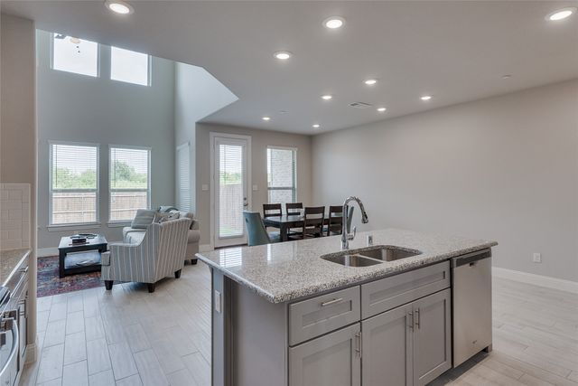 509 Hutchinson Lane, Lewisville, TX 75077