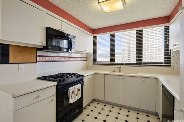 1600 Ala Moana Boulevard 1912, Honolulu, HI 96815