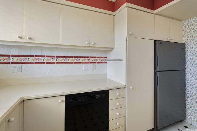 1600 Ala Moana Boulevard 1912, Honolulu, HI 96815